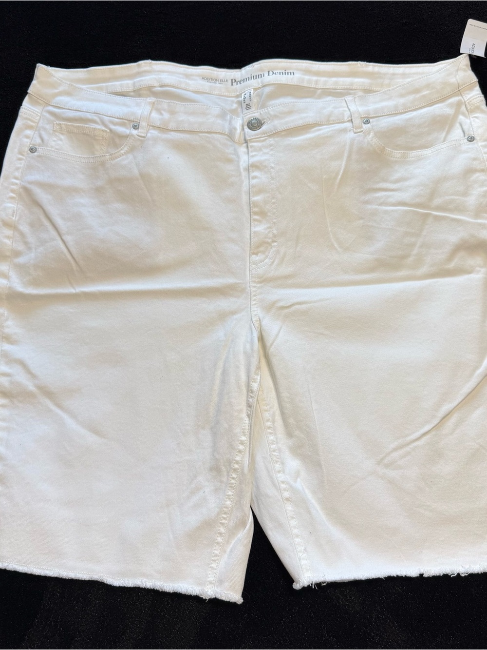 Addition Elle White Premium Denim Ankle/Cropped Jeans